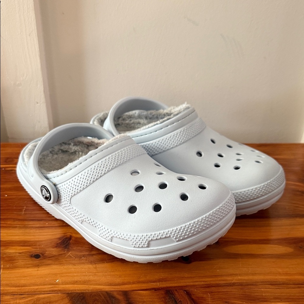 CROCS Light Blue Lined Clogs - Picture 1 of 7